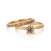 045 - 18kt rosé gouden verlovingsring met aanschuif trouwring. Verlovingsring bezet met een Yellowish brown diamant, aanschuifring bezet met natuurlijke Cinnamon brown diamantjes. Ontwerp en uitvoering verlovingsring: Marleen Hengeveld - AMMA Sieraden